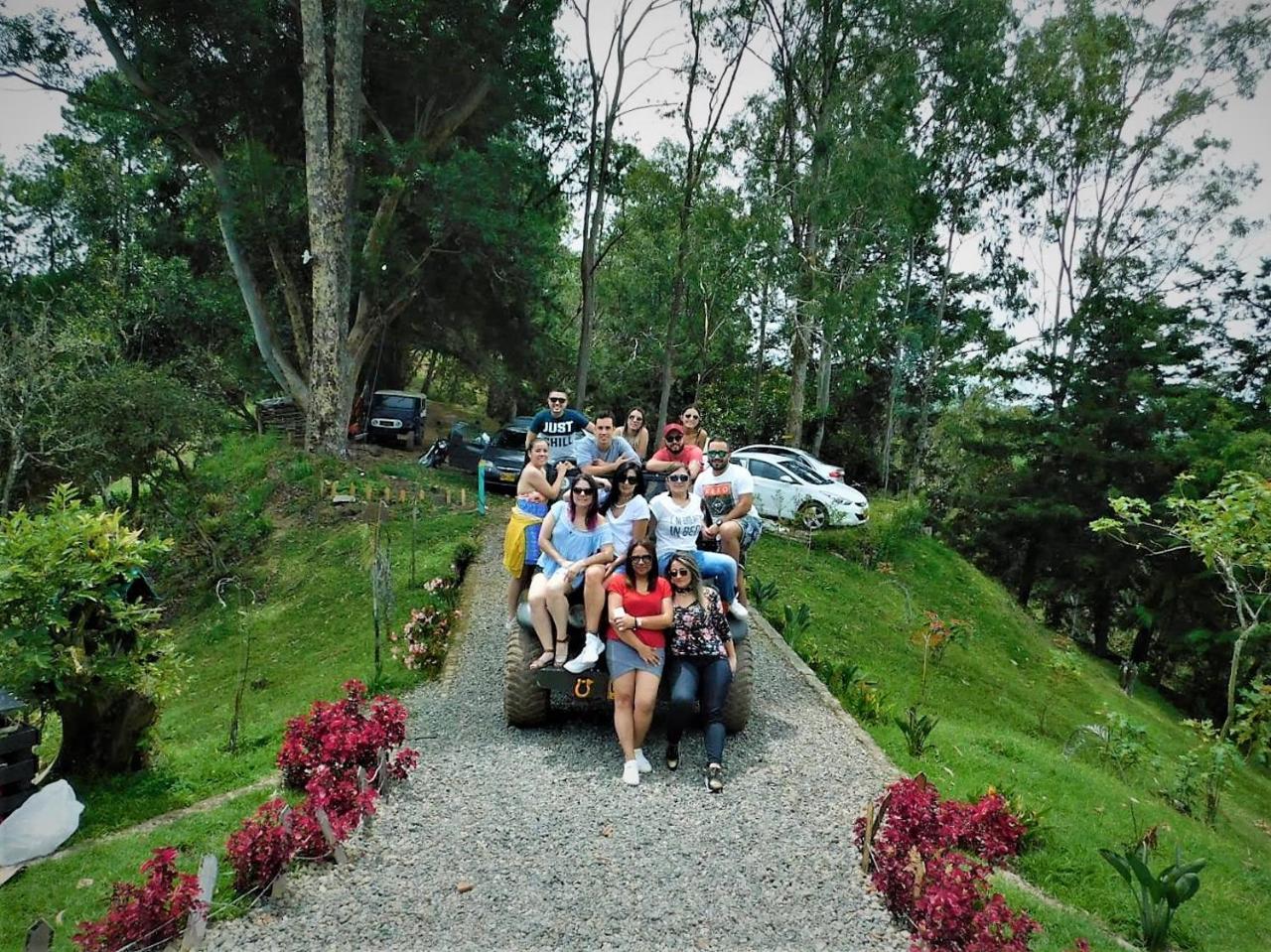 Bacoa Hostel กัวตาเป ภายนอก รูปภาพ