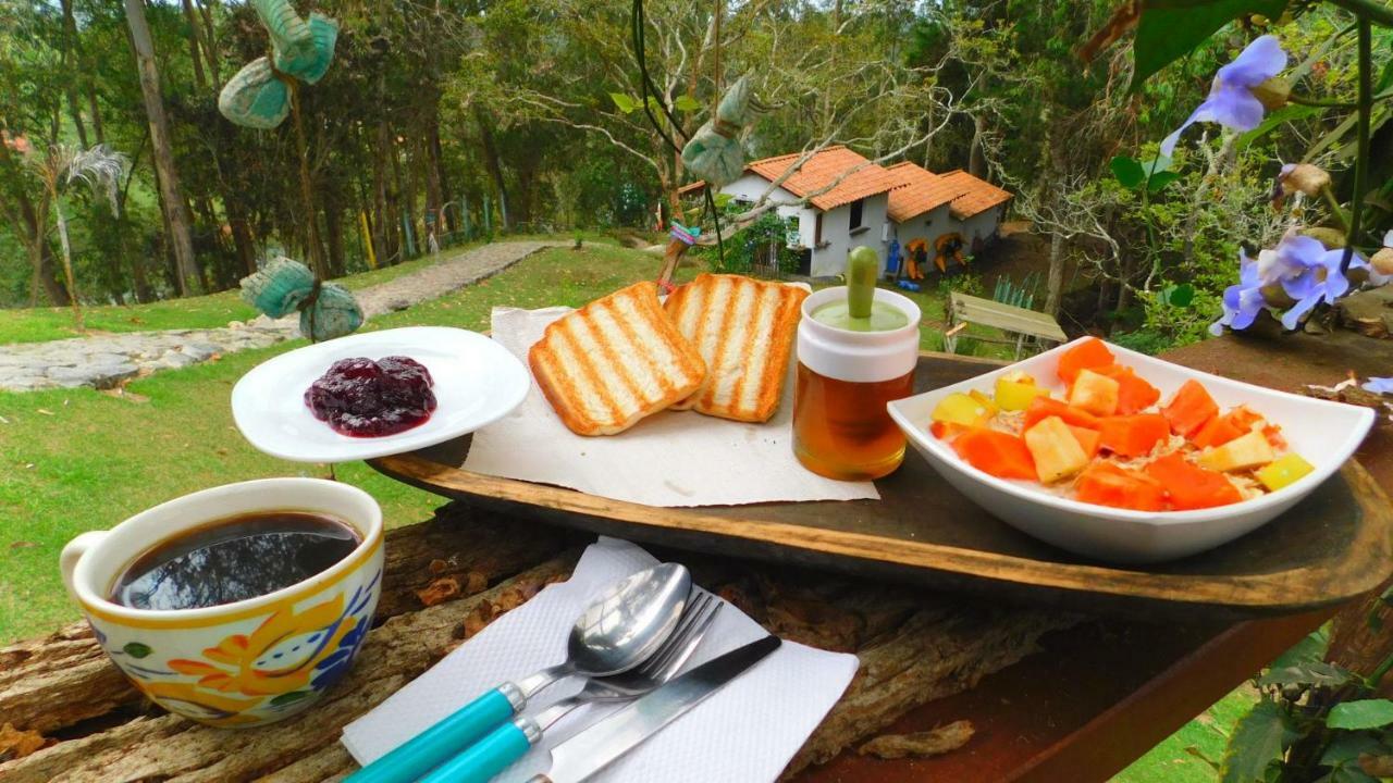 Bacoa Hostel กัวตาเป ภายนอก รูปภาพ